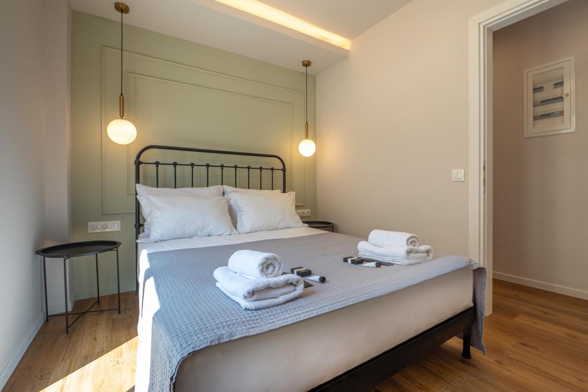 Live Life Plaka Apartment 아테네 외부 사진
