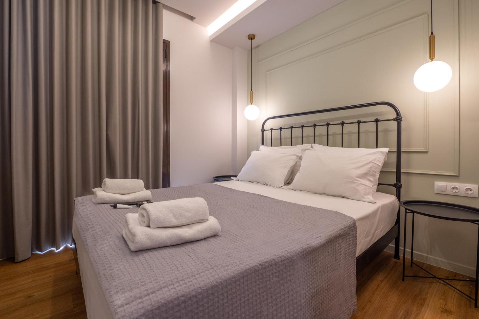 Live Life Plaka Apartment 아테네 외부 사진