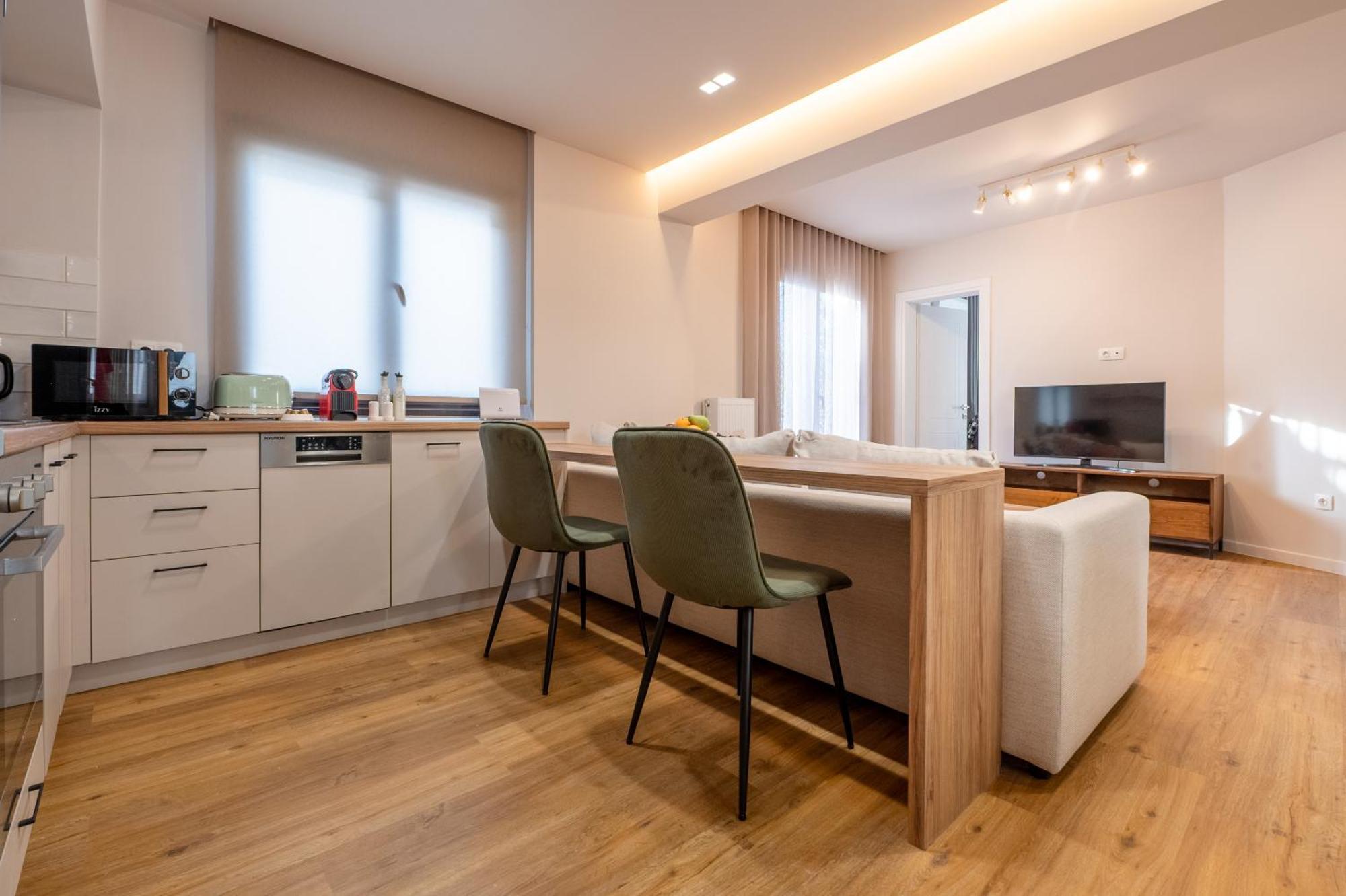 Live Life Plaka Apartment 아테네 외부 사진