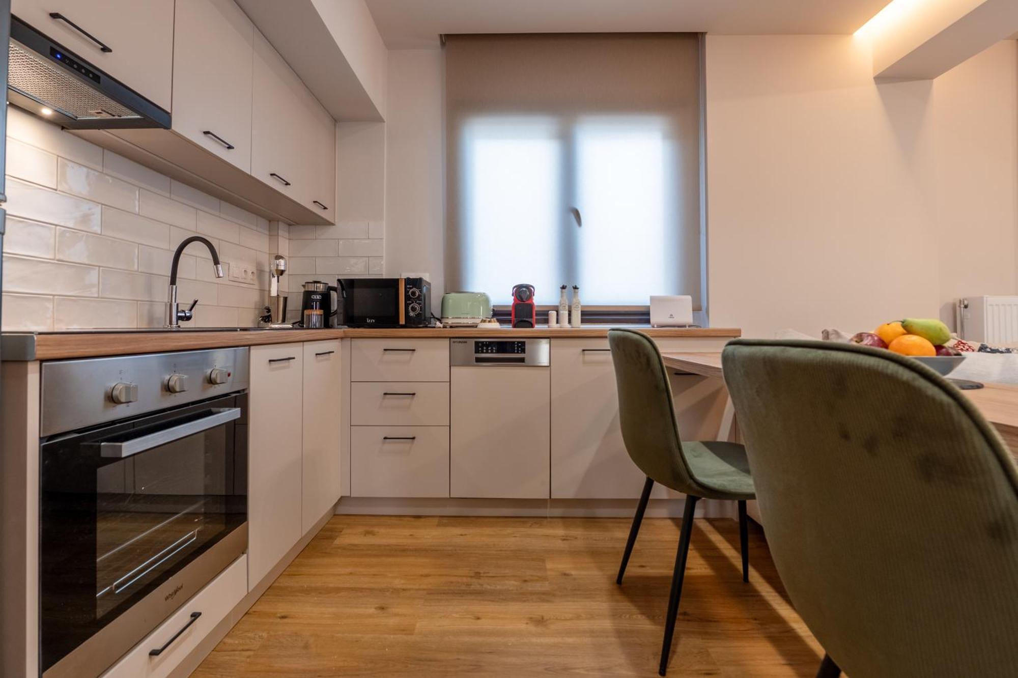 Live Life Plaka Apartment 아테네 외부 사진