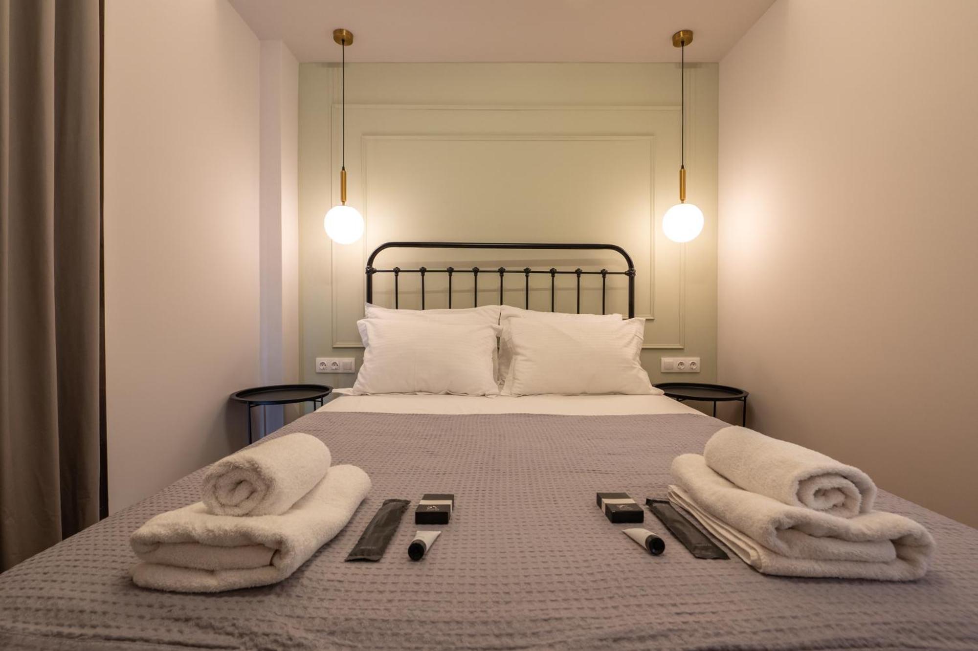 Live Life Plaka Apartment 아테네 외부 사진