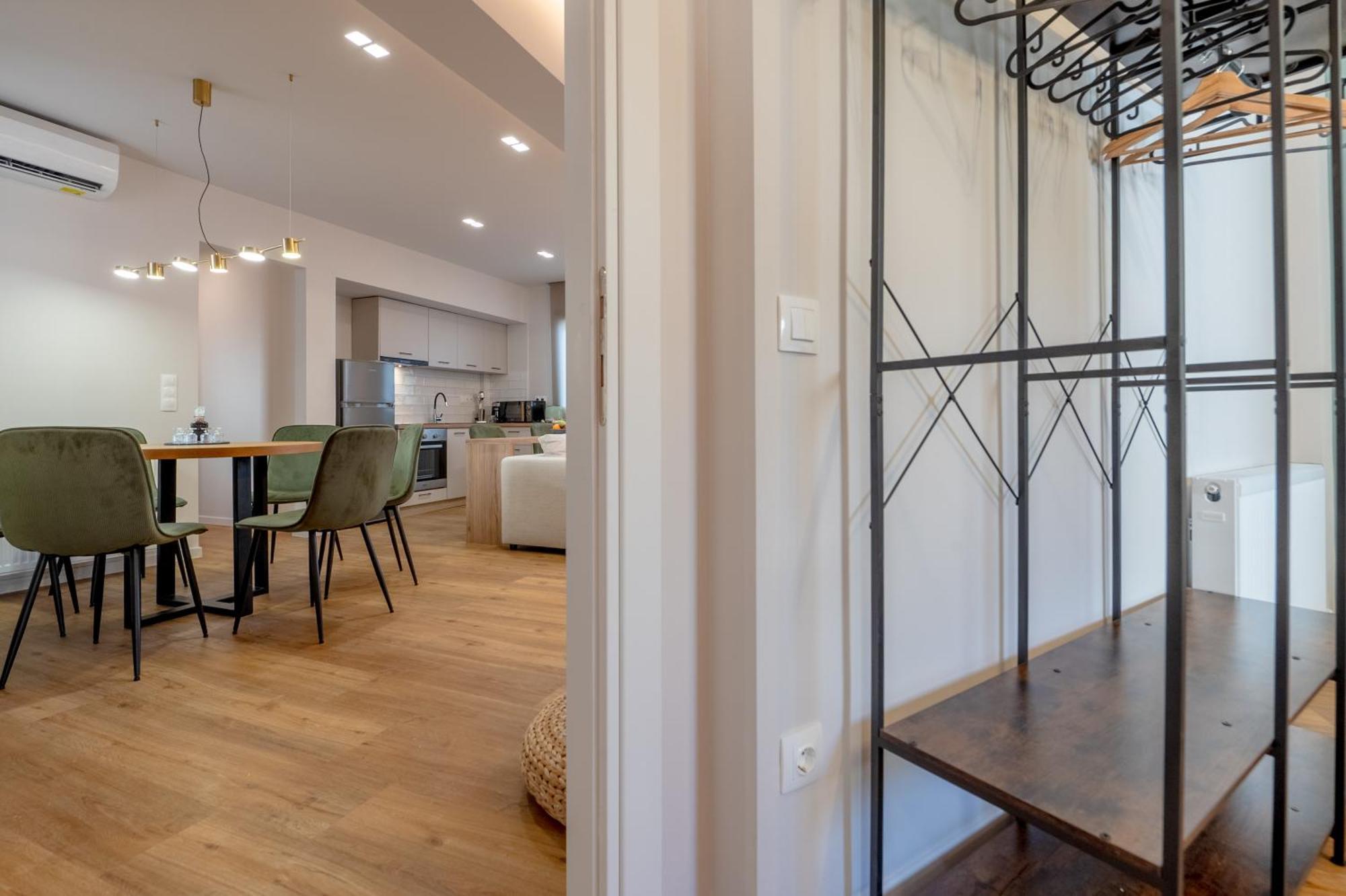 Live Life Plaka Apartment 아테네 외부 사진