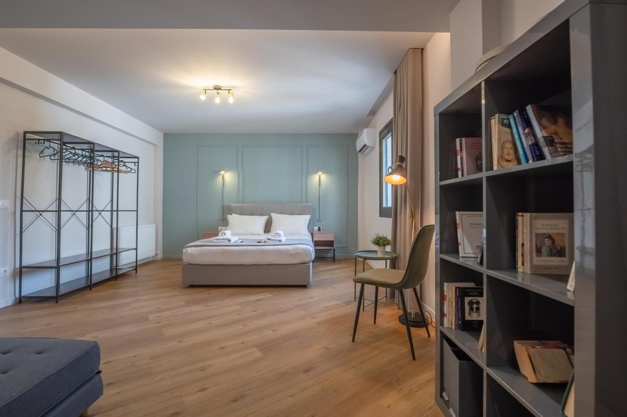 Live Life Plaka Apartment 아테네 외부 사진
